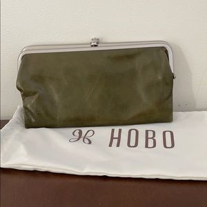 HOBO Lauren Clutch Wallet
